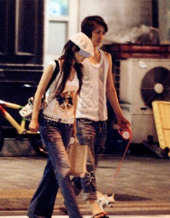 奥さんの顔が出ない理由