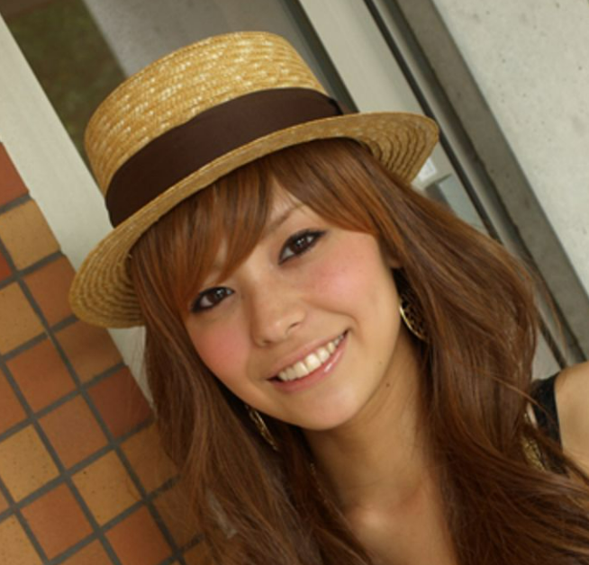 嫁はどんな人物？